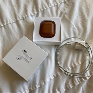 AirPods and Leather Case
